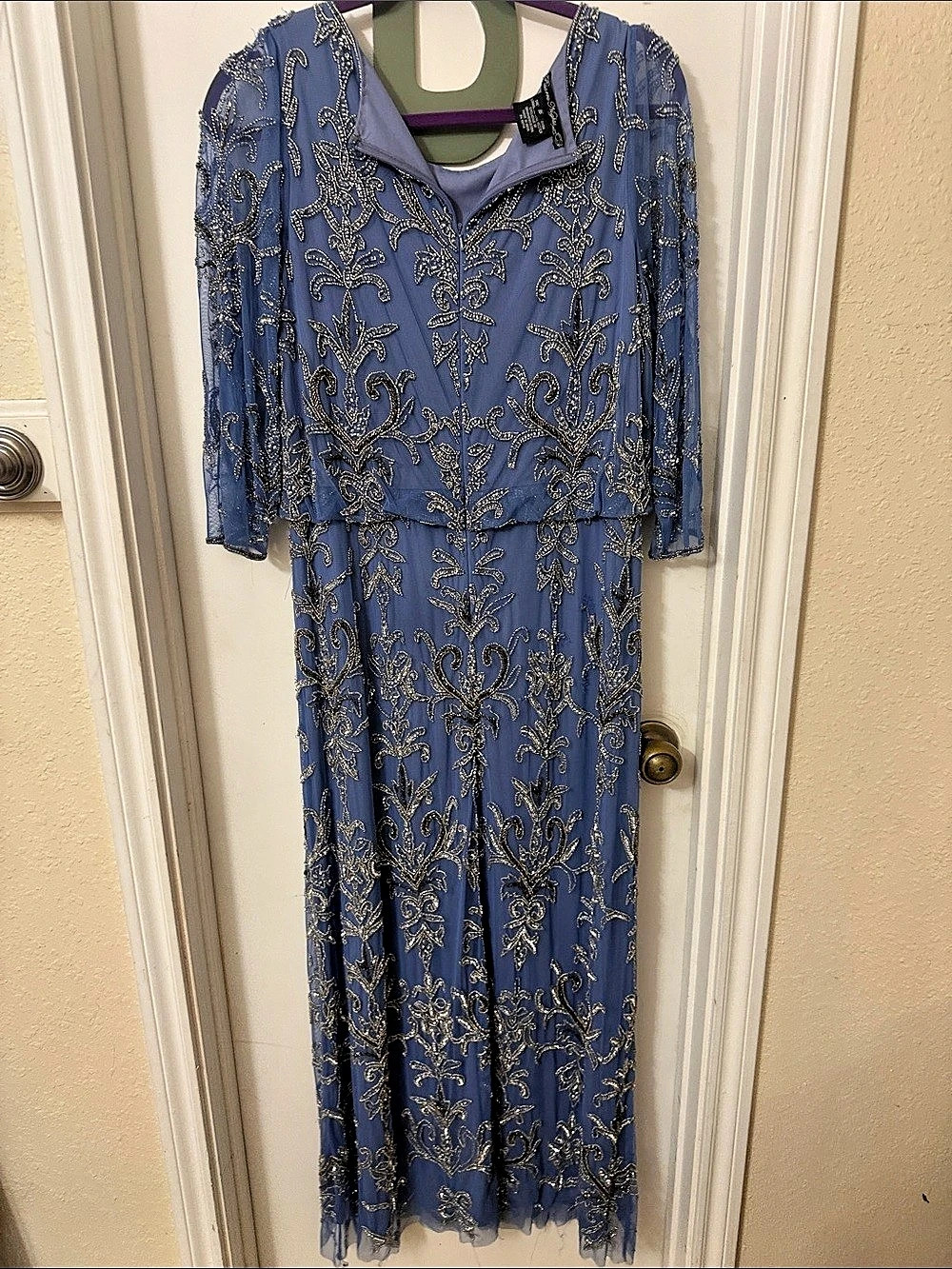 Pisarro nights.   Beaded Floral Maxi Dress in Blue Size 16 Like New. Mother of t